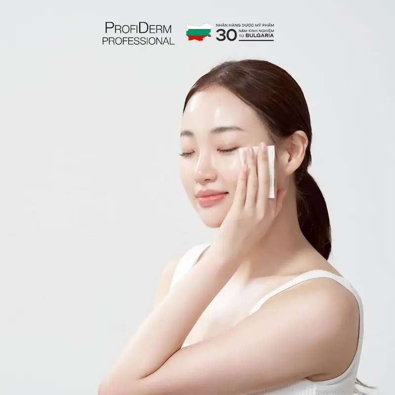 cách phục hồi da sau khi đi biển